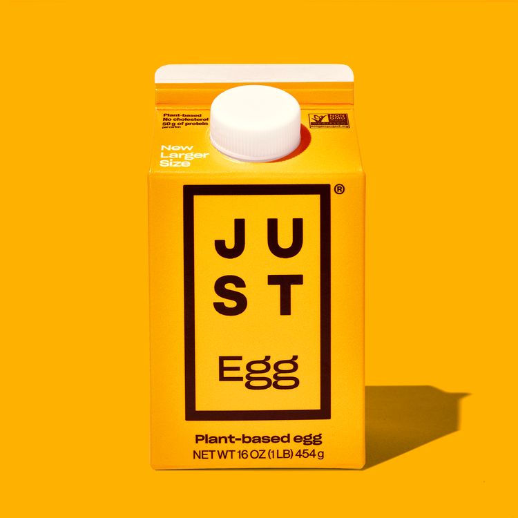 https://assets.ju.st/is/750x750/smart/filters:format(jpg):quality(80)/f/111747/2160x2160/b43487a25d/just-egg-carton-16oz-on-bus.png